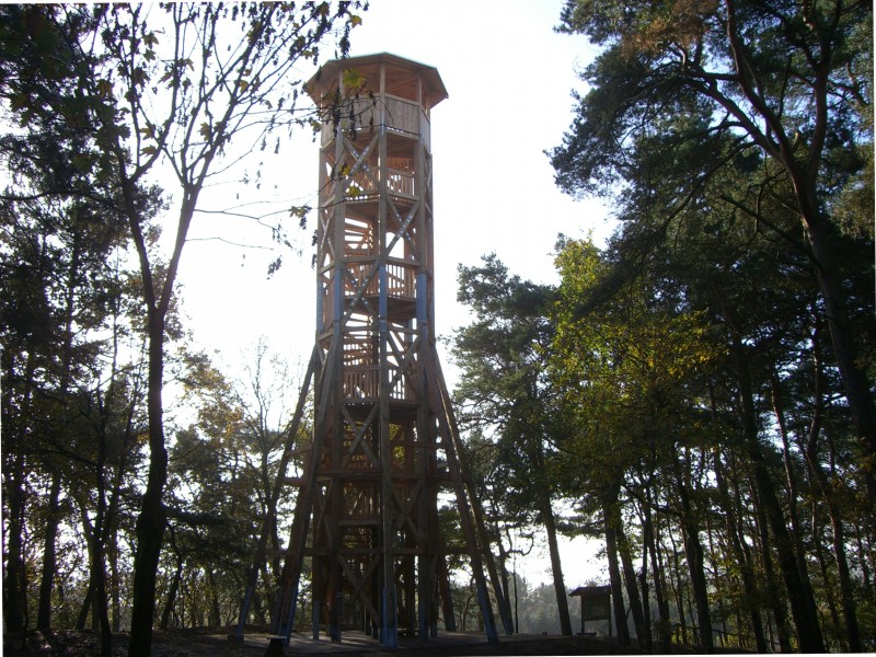 Aussichtsturm aus Lärchenholz, Klietznick